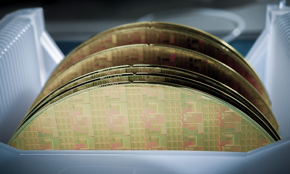 6-inch-inp-scalable-wafers.jpg